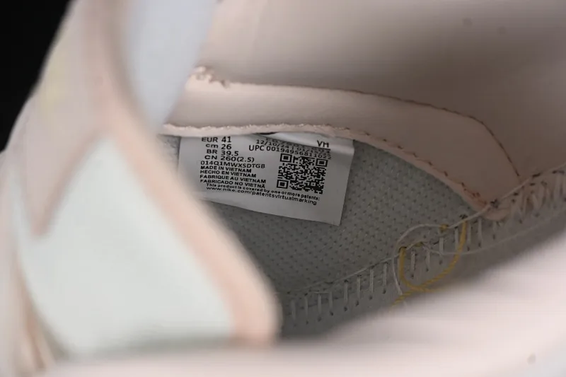 All categories Nk SB Dunk series Nk SB Dunk Low low-top sneakers Nk SB Dunk Low white light pink SB low-top casual sneakers FB7901-601